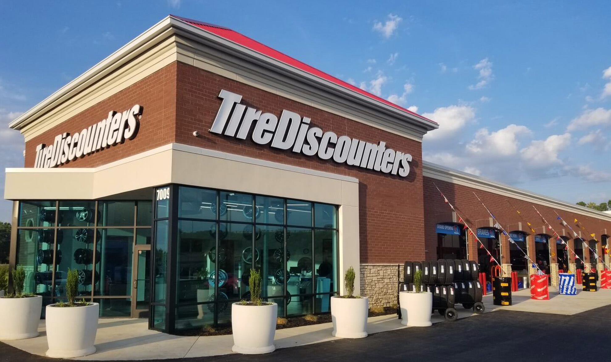Exterior view of Tire Discounters building